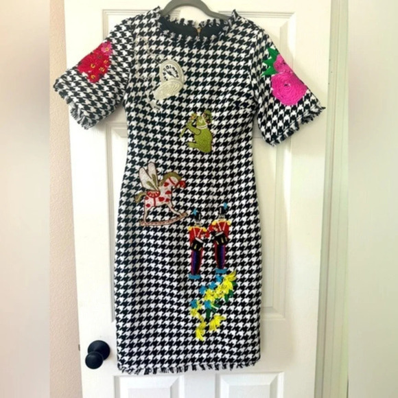 Unique Beautiful Dress, Houndstooth pattern, Embroidery and Rhinestones size S - Picture 1 of 10